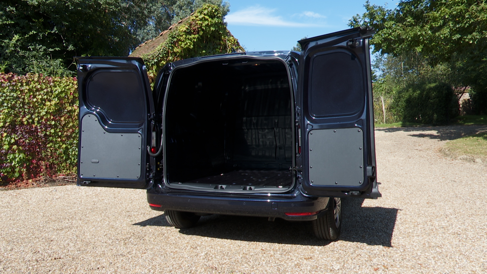 Volkswagen CADDY CARGO MAXI C20 DIESEL 2.0 TDI 102 Commerce Pro Kombi [Assistance]